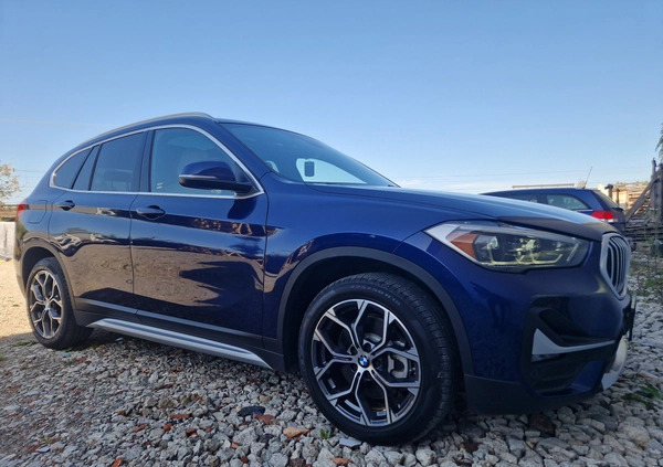 BMW X1 cena 124107 przebieg: 77123, rok produkcji 2020 z Jedlicze małe 277